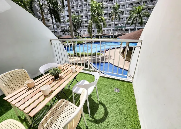 Amazing Poolside 1br Moa Netflix 100mbps Fiber